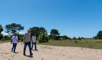 EL INTENDENTE RECORRI LOS LOTES QUE SE SORTEARN EL 6 DE DICIEMBRE